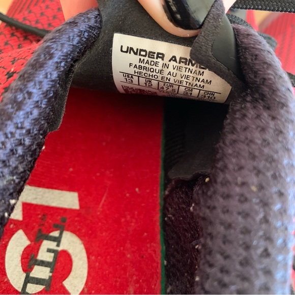 UA Men’s Red Charged Sneakers - Picture 3 of 4